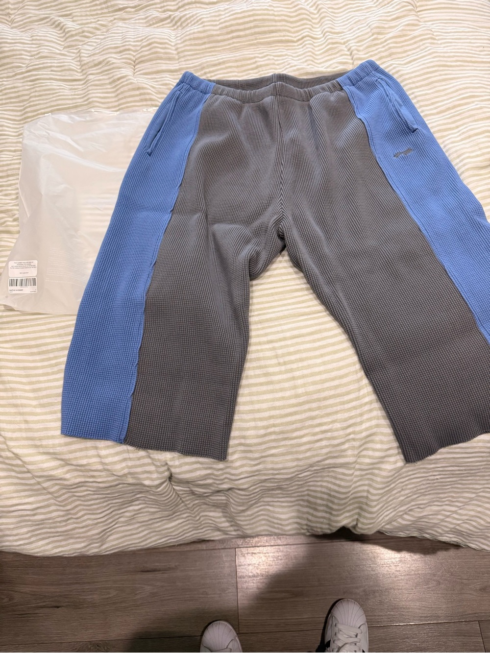 SKYLRK 3/4 waffle shorts